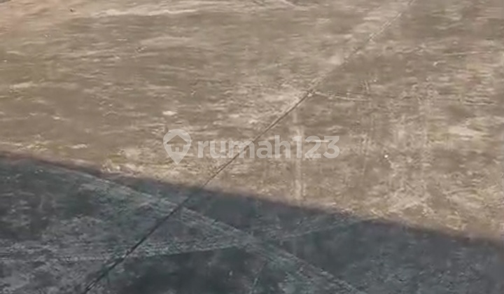 Warehouse near Jamal toll. Warehouse near Jamal toll.