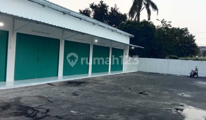 New warehouse incoming truck yadi New warehouse incoming truck yadi