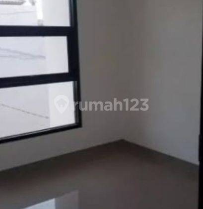 2 Lantai Baru 4