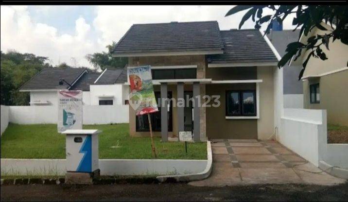 Rumah Siap Huni Strategis Halaman Luas Gus 1