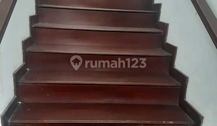 Rumah gudang cafe Lokasi Strategis Wawan  5
