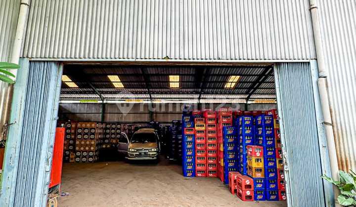 Gudang di pergudangan dedy