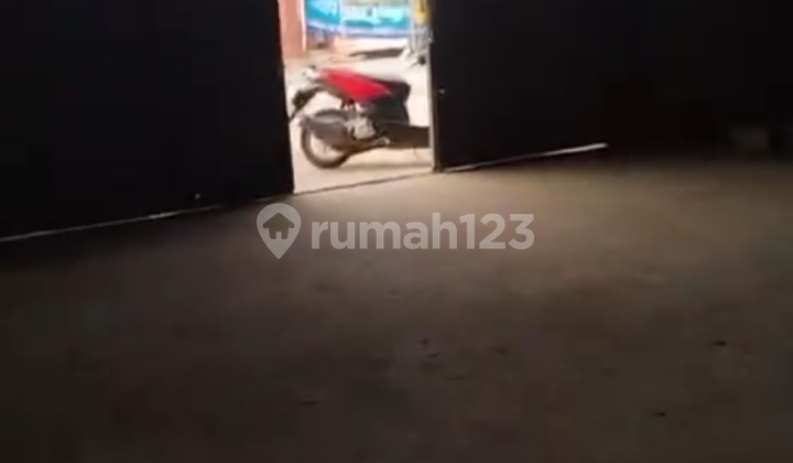 Warehouse by the Container Entry Road Warehouse by the Container Entry Road