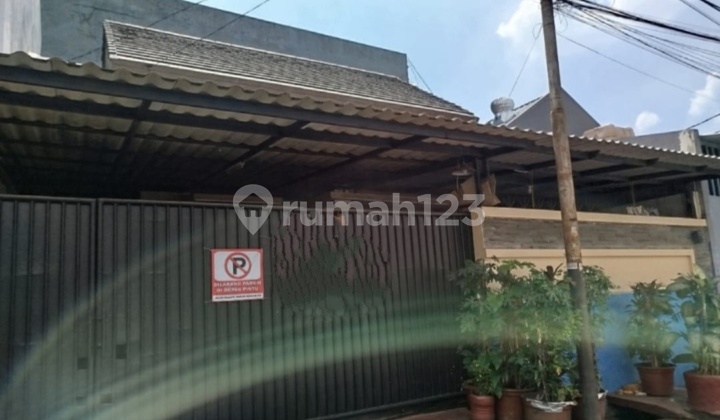 Rumah Lokasi Strategis Bram