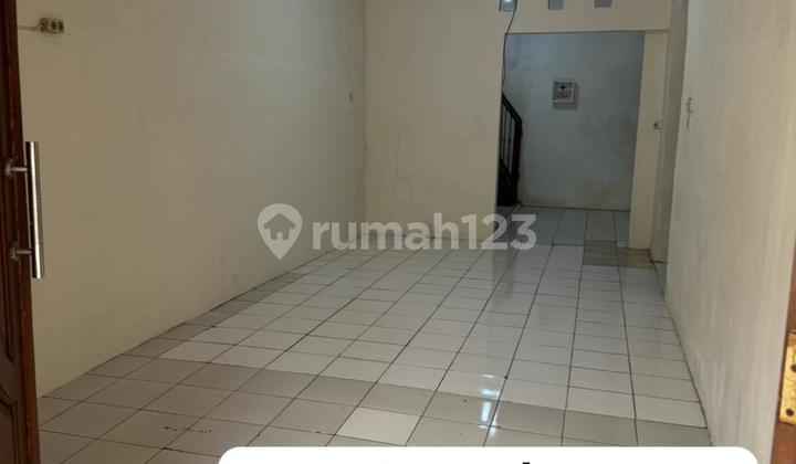 House in Taman Kenari Complex, Tanah Baru, Bogor