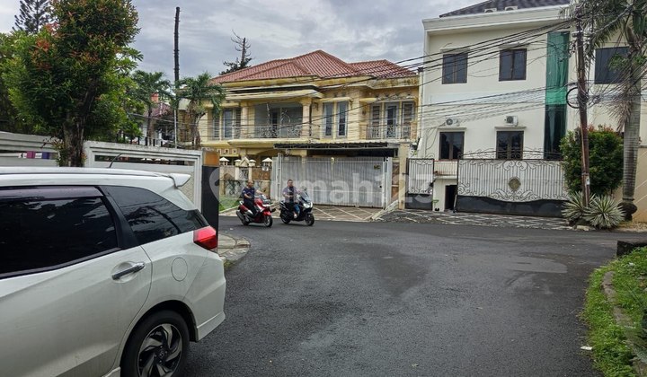 Fully Furnished House Ready to Occupied in Duren Tiga Pancoran Complex, South Jakarta 2