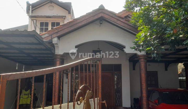 Rumah Strategis di Jalan gunuk Pejaten Pasar Minggu Jakarta Selatan 1