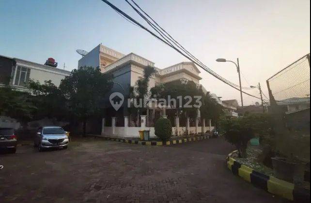 Rumah Modern Classic area elit Danau Sunter Jakarta Utara 2