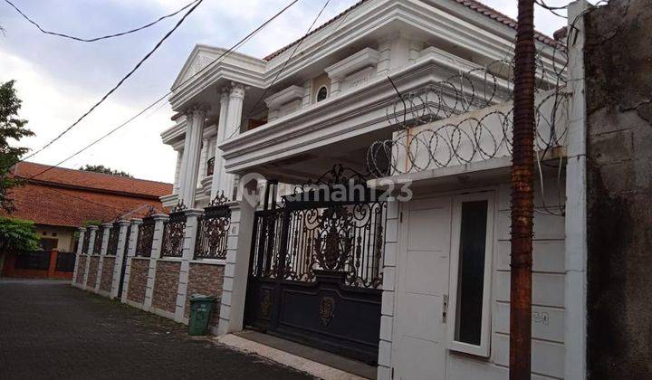 Rumah Casa Grande pangkalan Jati Cinere Depok 1