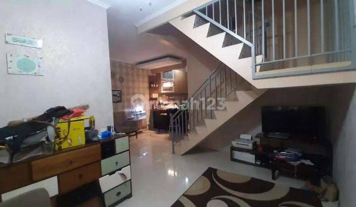 Rumah bagus 2.5 lantai dengan rooftop Diperumahan Metland Jln transyogii Cileungsi 2