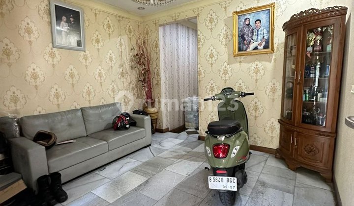 Rumah bagus dalam komplek Meruya Ilir Kembangan Jakarta Barat 2