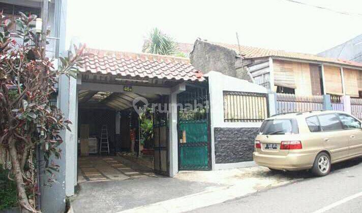 Rumah asri 2 lantai dekat auto 2000 jalan kebayoran lama Kebon Jeruk Jakarta Barat 1