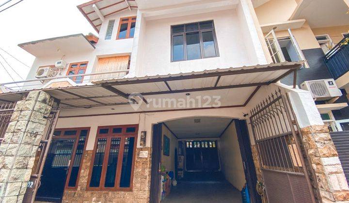 Rumah asri 2 lantai murah luas 428m2 di jalan Perranian Lebak Bulus Jakarta Selatan 1