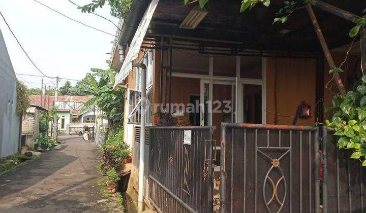 Rumah hook 2lantai diperumahan Linux Jatijajar Depok 2