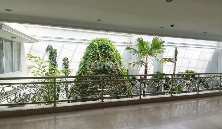Rumah Mewah Klasik Modern Jalan Kebon Kacang Dekat Thhģamrin Jakarta Pusat 2