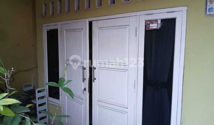 Rumah Akses Motor Dijalan Dukuh Kramat Jati Jakarta Timur Rumah Akses Motor Dijalan Dukuh Kramat Jati Jakarta Timur