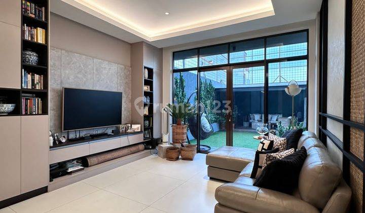 Rumah Dalam Townhouse Di Kemang Bangka Jakarta Selatan Shm 1