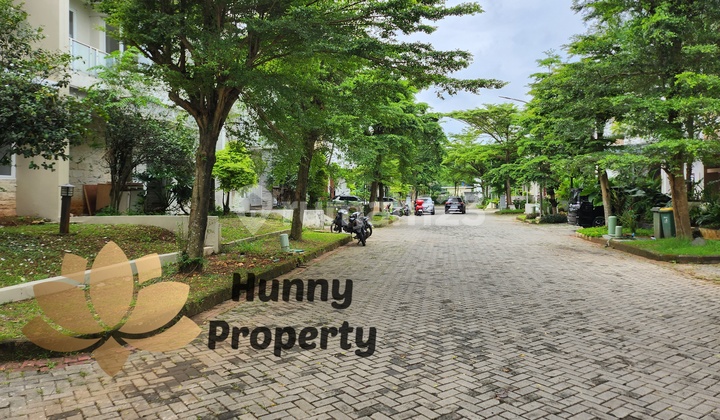rumah di PURI Cinere 5menit ke MRT lebak bulus