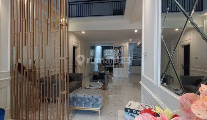 Dijual rumah cantik di depan cinere mall