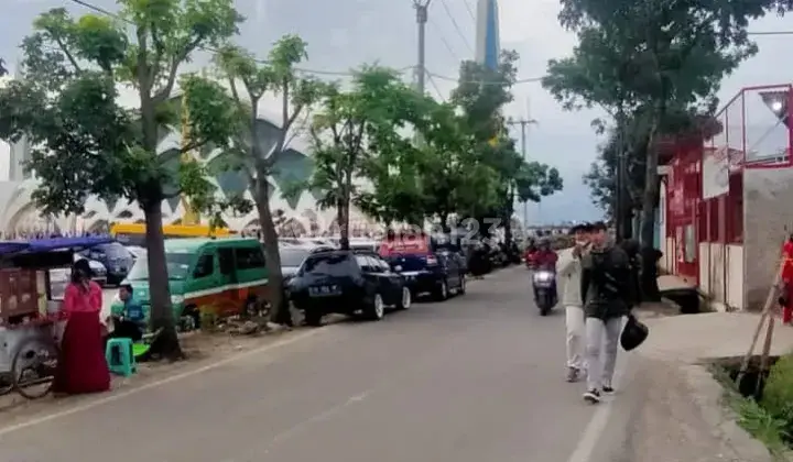Dijual tanah komersial depan mesjid terapung bandung harga menarik di Jl rancanumpang bandung 3