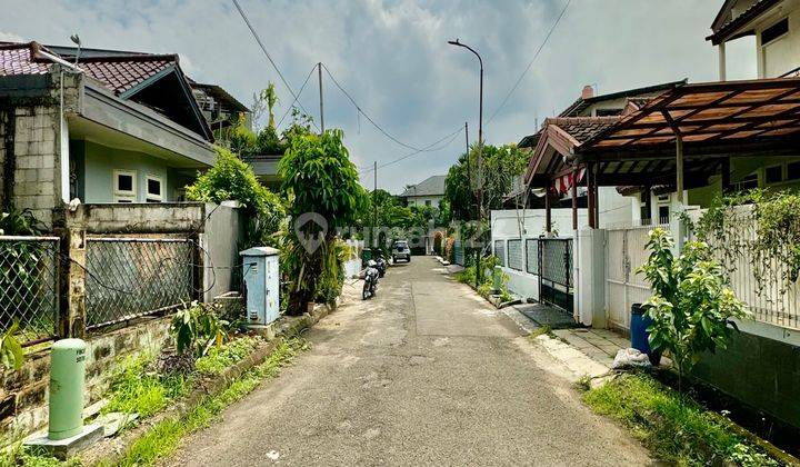 Rumah Tua Dalam Komplek Besar Di Lebak Bulus Villa Delima 2