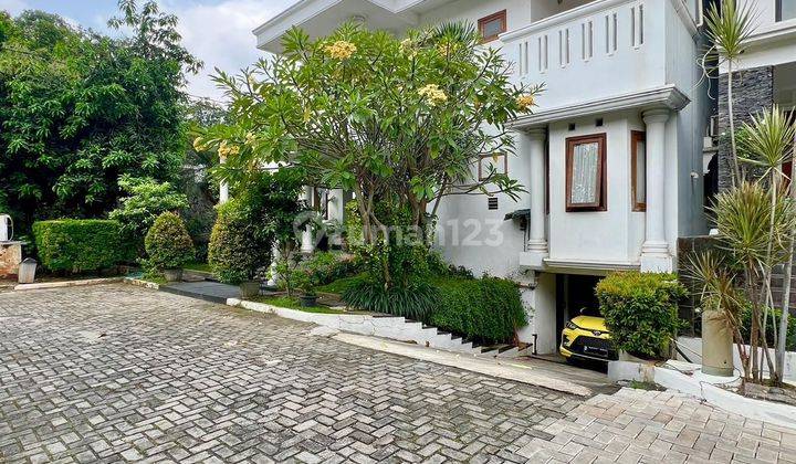 Rumah ada pool di Komplek buncit indah shm jual cepat 1