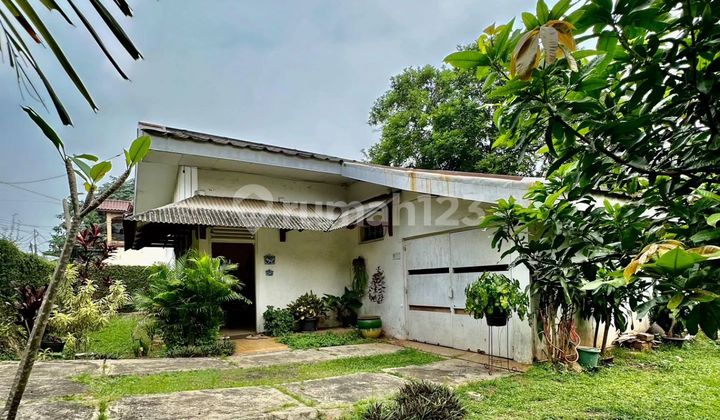 Rumah lama hitung tanah di Bumi pusaka cinere SHM