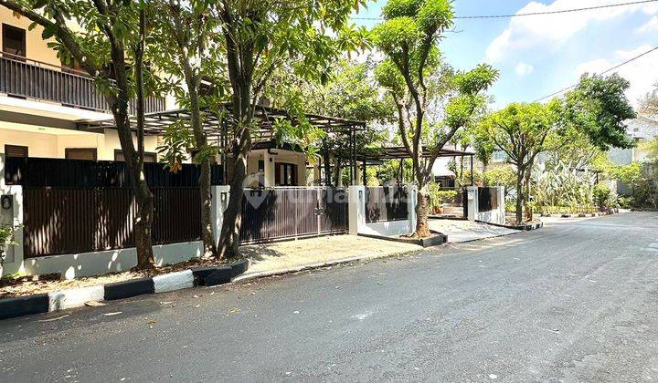 Rumah  dalam komplek lebak bulus hoek SHM 2 Lantai 1