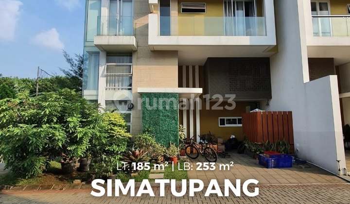 Rumah Dalam Townhouse Lokasi Strategis di Tb Simatupang Jakarta Selatan SHM