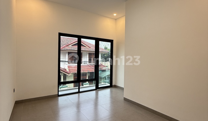 New Ready-to-Live House in a Residential Community in Pasar Minggu, South Jakarta New Ready-to-Live House in a Residential Community in Pasar Minggu, South Jakarta
