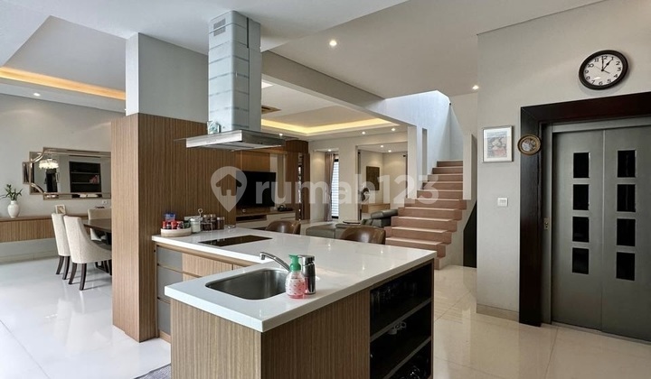Rumah Full Renovasi di Mega Kuningan Dalam Komplek Exculsive One Gate SHM Jakarta Selatan 2