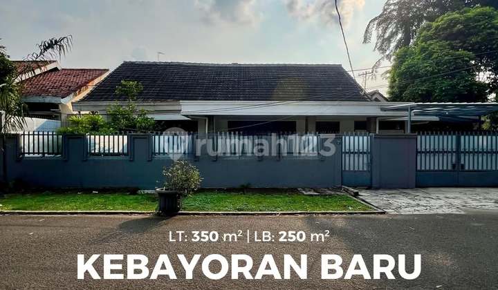 Rumah Lama Di Kebayoran Baru Akses Jalan Besar Lingkungan Asri Shm