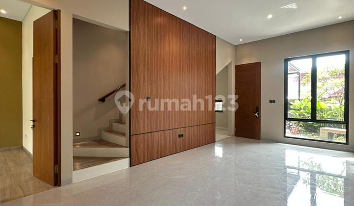 New House Private Pool Ready to Occupy in a Complex in Pondok Labu Cilandak with Freehold Title 2