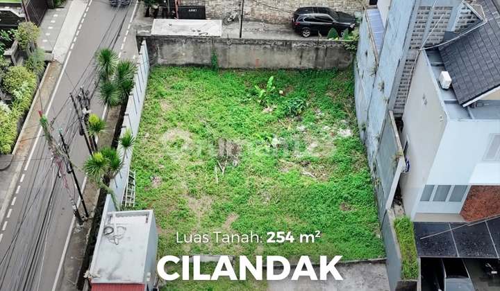 Corner Land Parcel in Single Gate Townhouse, Cilandak, South Jakarta Corner Land Parcel in Single Gate Townhouse, Cilandak, South Jakarta