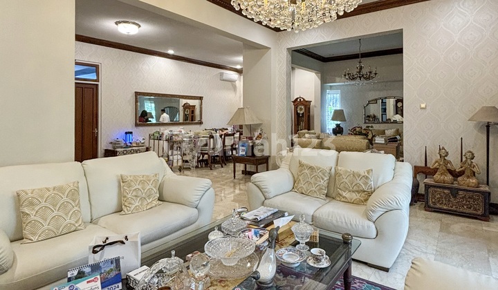 Charming Hook House in Prime Area of Menteng, South Jakarta