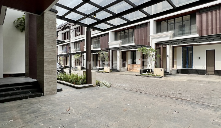 JUAL RUMAH CILANDAK, JAKARTA SELATAN DALAM TOWN HOUSE. 2