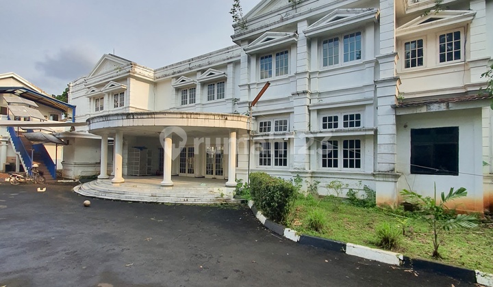 2-Story House in Kemang, South Jakarta