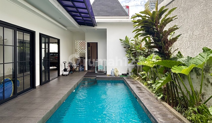 Rumah Bagus Privet Pool di Cilandak Belakang Citos Dekat MRT SHM