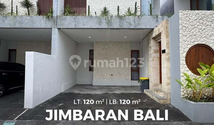 Ready-to-Occupy Villa in Jimbaran Bali, SHM Near McD Fully Furnished