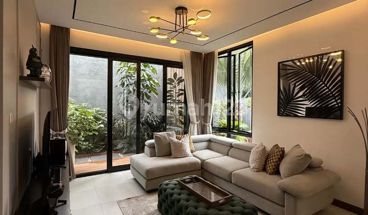 Rumah Dalam Komplek Kebayoran Lama Dekat Senayan 1