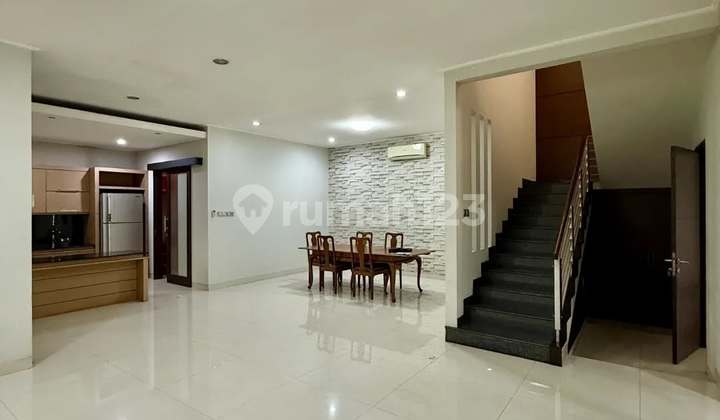 Rumah Sewa Di Dalam Komplek One Gate Dempo Kebayoran Baru Jakarta Selatan 2
