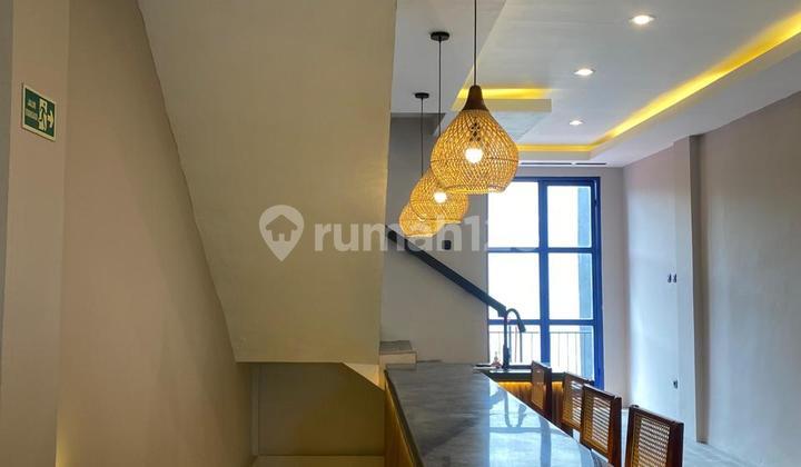 Nice Street-Front Shop House on Wolter Monginsidi Street, Kebayoran Baru, with SHM (Land Certificate) 2