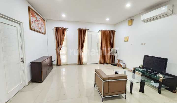 Disewa Rumah 2 Lantai Siap Huni di Cluster Eksklusif - Kembangan, Jakarta Barat 2