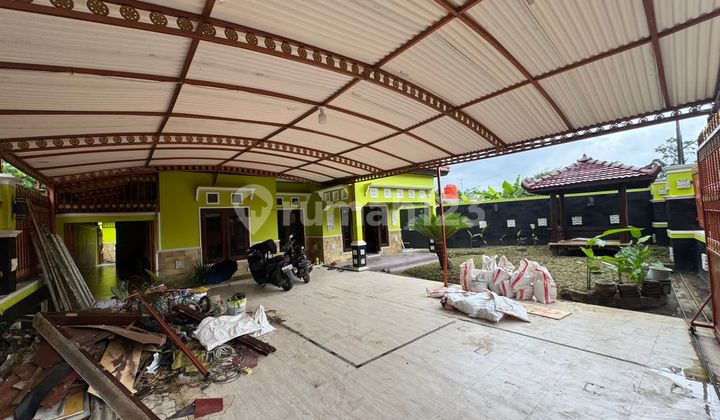 Furnished House for Rent, Spacious, Suitable for Office, Wedomartani Area.