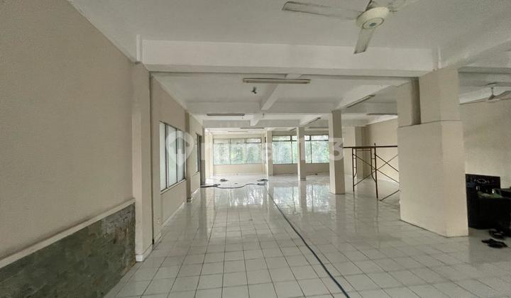 3-Storey Commercial Building (Ruko) for Call Center Office, Near UGM Tugu Area, Yogyakarta 3-Storey Commercial Building (Ruko) for Call Center Office, Near UGM Tugu Area, Yogyakarta