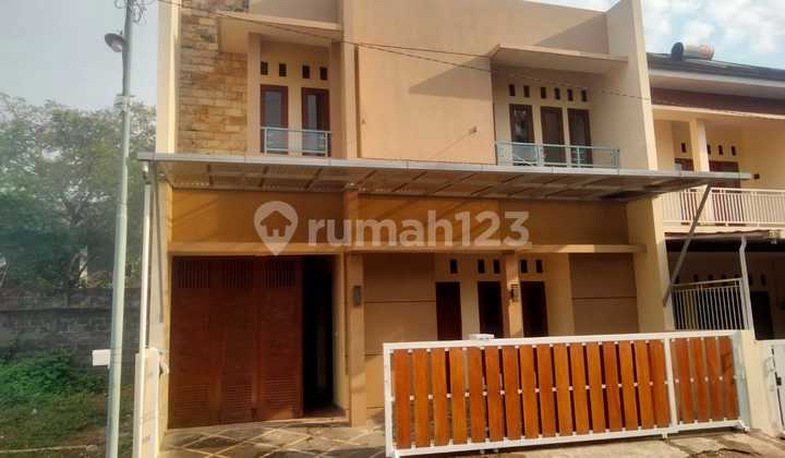 Rumah Dijual Dalam Perumahan 5 Kamar Tidur Cck Untuk Kost Homestay Dekat Ke Ugm