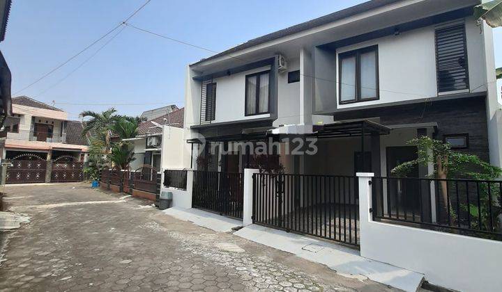 Dijual Rumah Bagus Dalam Perumahan Security 24 Jam Jalan Mobil Simpangan Area Monjali Dekat Sekolah Yis 2