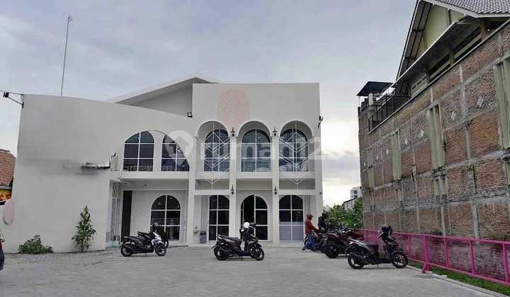 Shop House for Rent in Bantul Road Area, CCK for Office Cafe Near Jogja City Shop House for Rent in Bantul Road Area, CCK for Office Cafe Near Jogja City