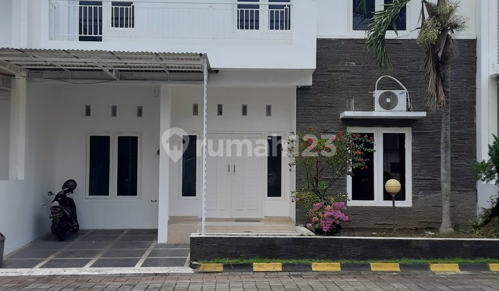 Rumah Furnish Dalam Perum Jalan Palagan Dekat Mirota Kampus Palagan