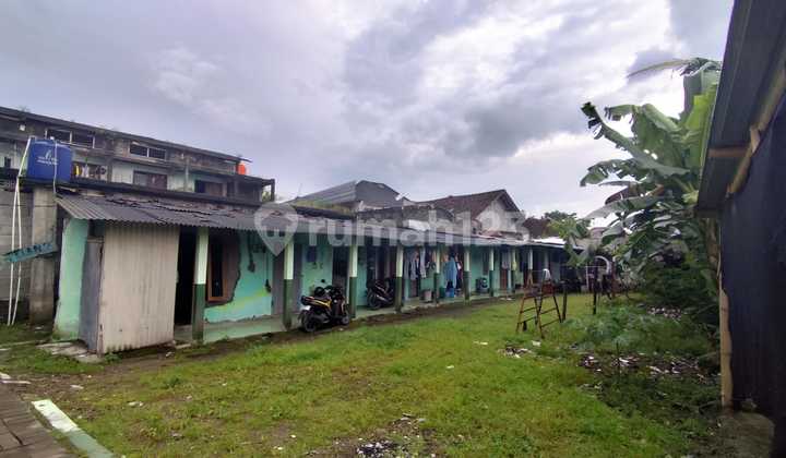 Land for Sale with Simple Boarding House in a Densely Populated Area Near Jombor